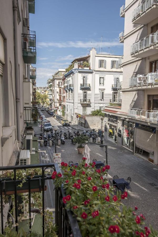 Donna Luisa Bed and Breakfast Νάπολη Εξωτερικό φωτογραφία